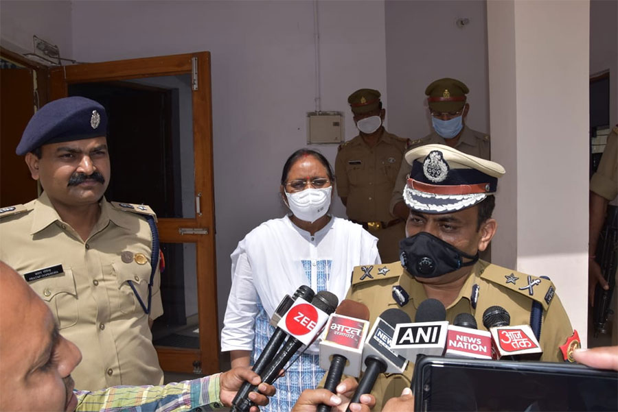 भारतको अस्पतालबाट फरार कोरोना संक्रमित नेपाली पक्राउ