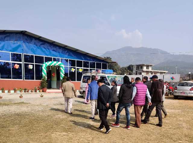 एक करोड ४० लाख खर्चेर पालुङटारमा पार्टी प्यालेस