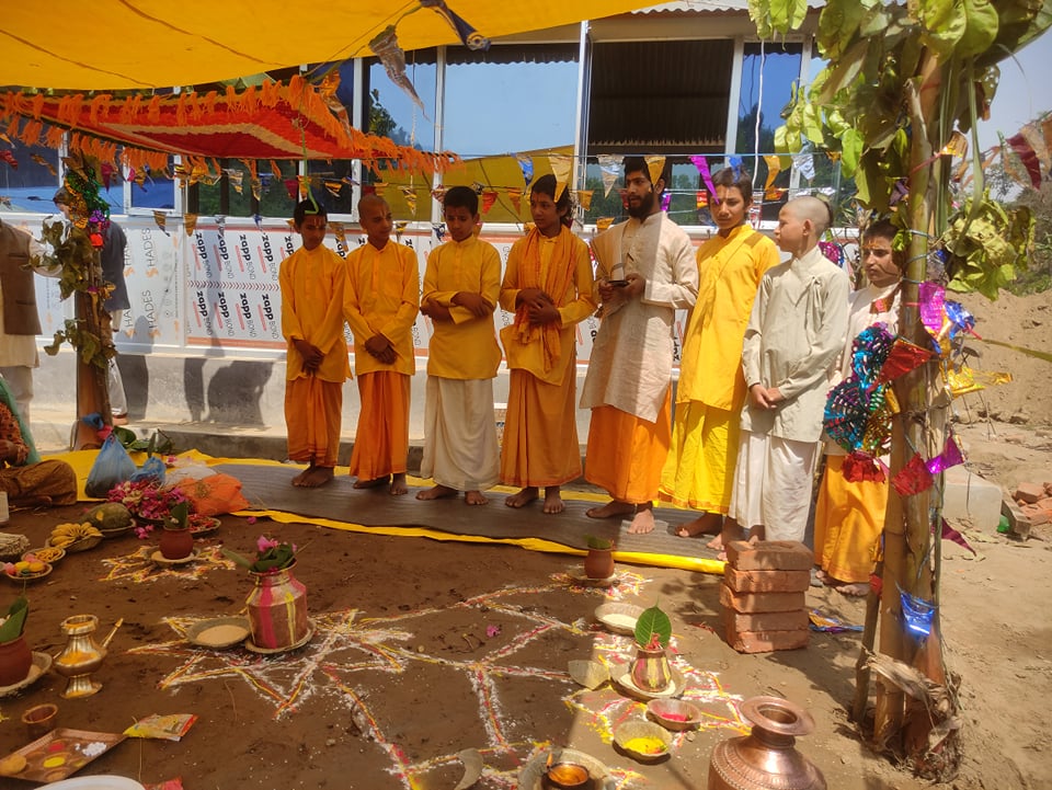 गुरुकुल भवनको शिलन्यास