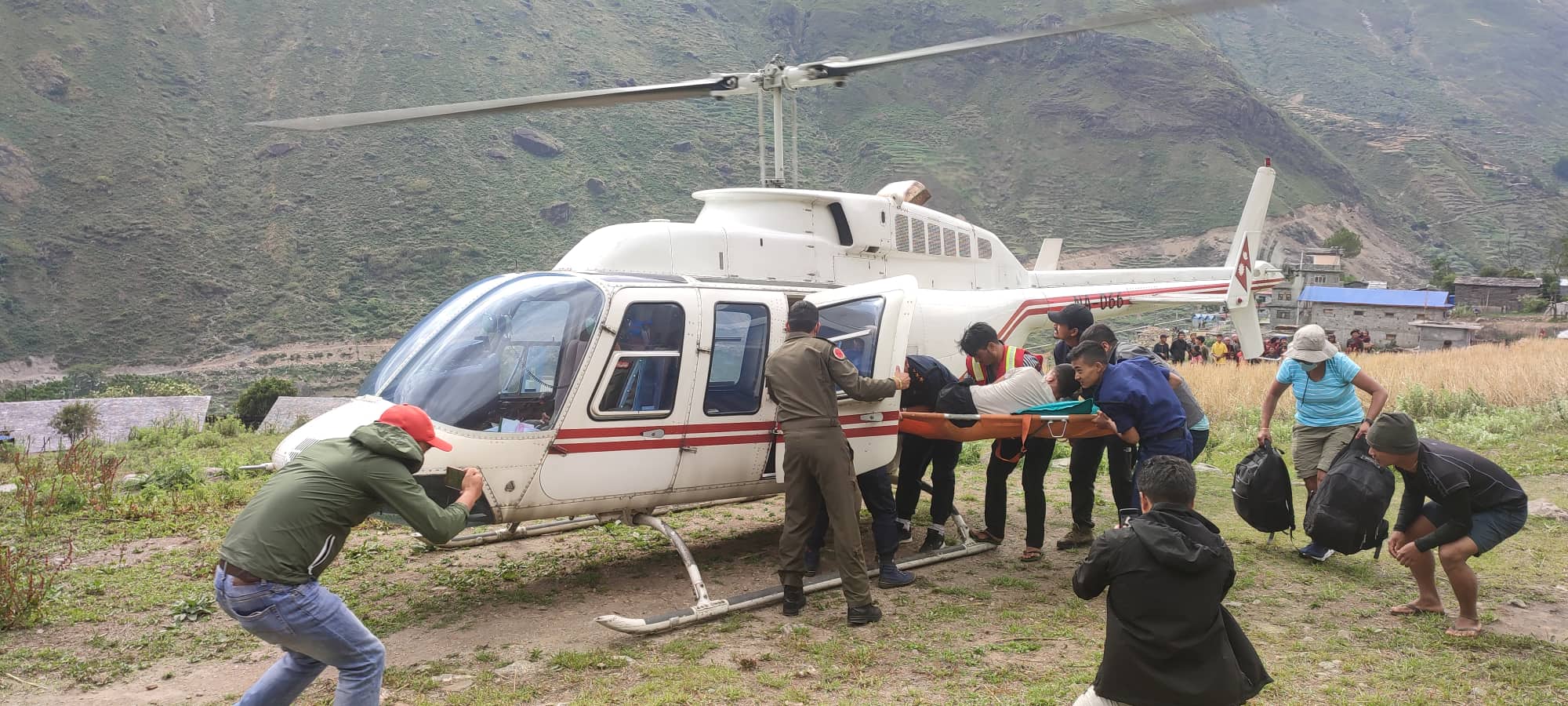 सिर्दिवासबाट म्यादी प्रहरीको हेलिकप्टर मार्फत उद्धार