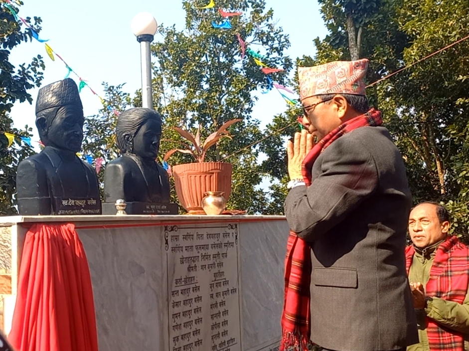 वावु र आमाको स्मृतिमा पार्क र शालिक निर्माण