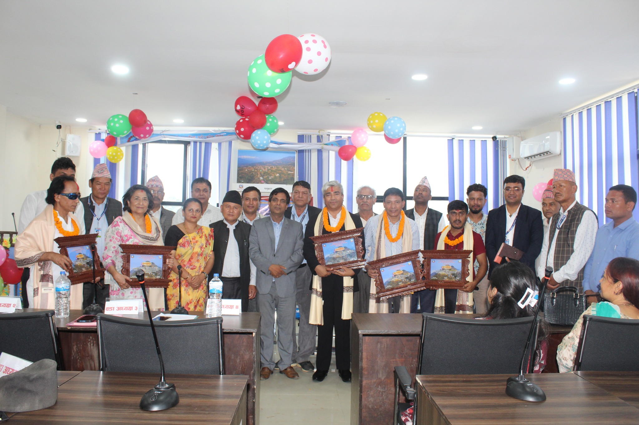 पालुङटार नगरपालिकाका ५ जना सम्मानित