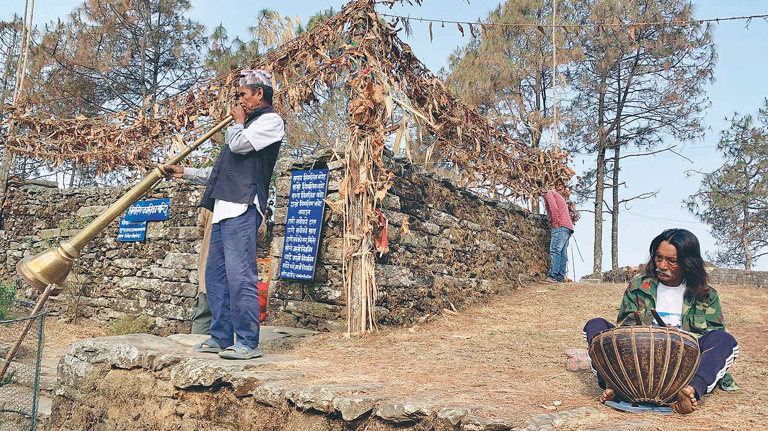 लिगलिगकोटमा बज्छन् परम्परागत वाजा