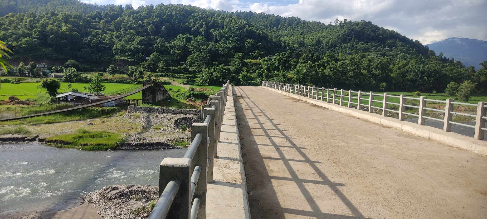 मोटरेवल पुल निर्माणले सहज