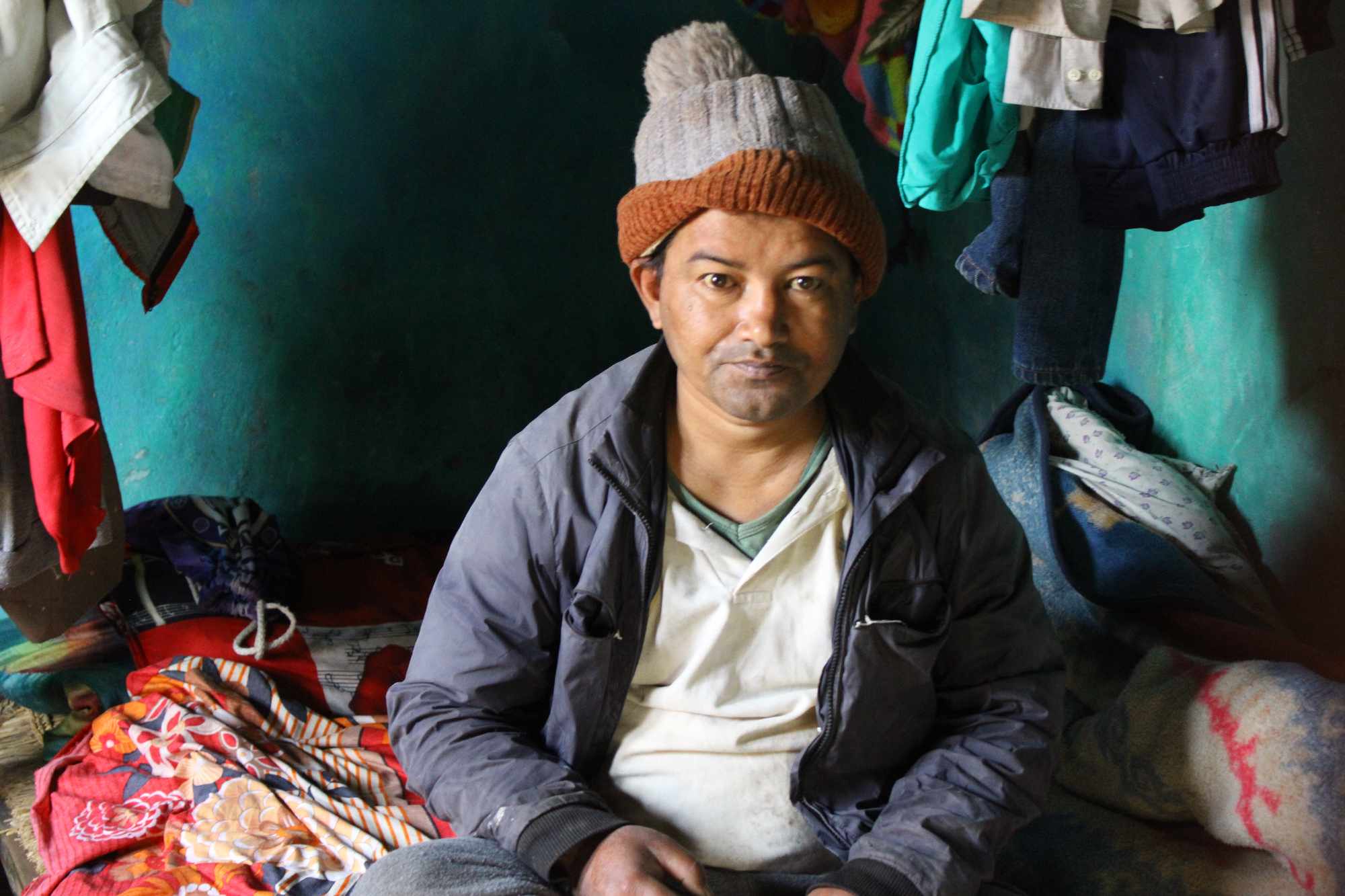वन्द कोठा भित्र छन् मंगलवावु