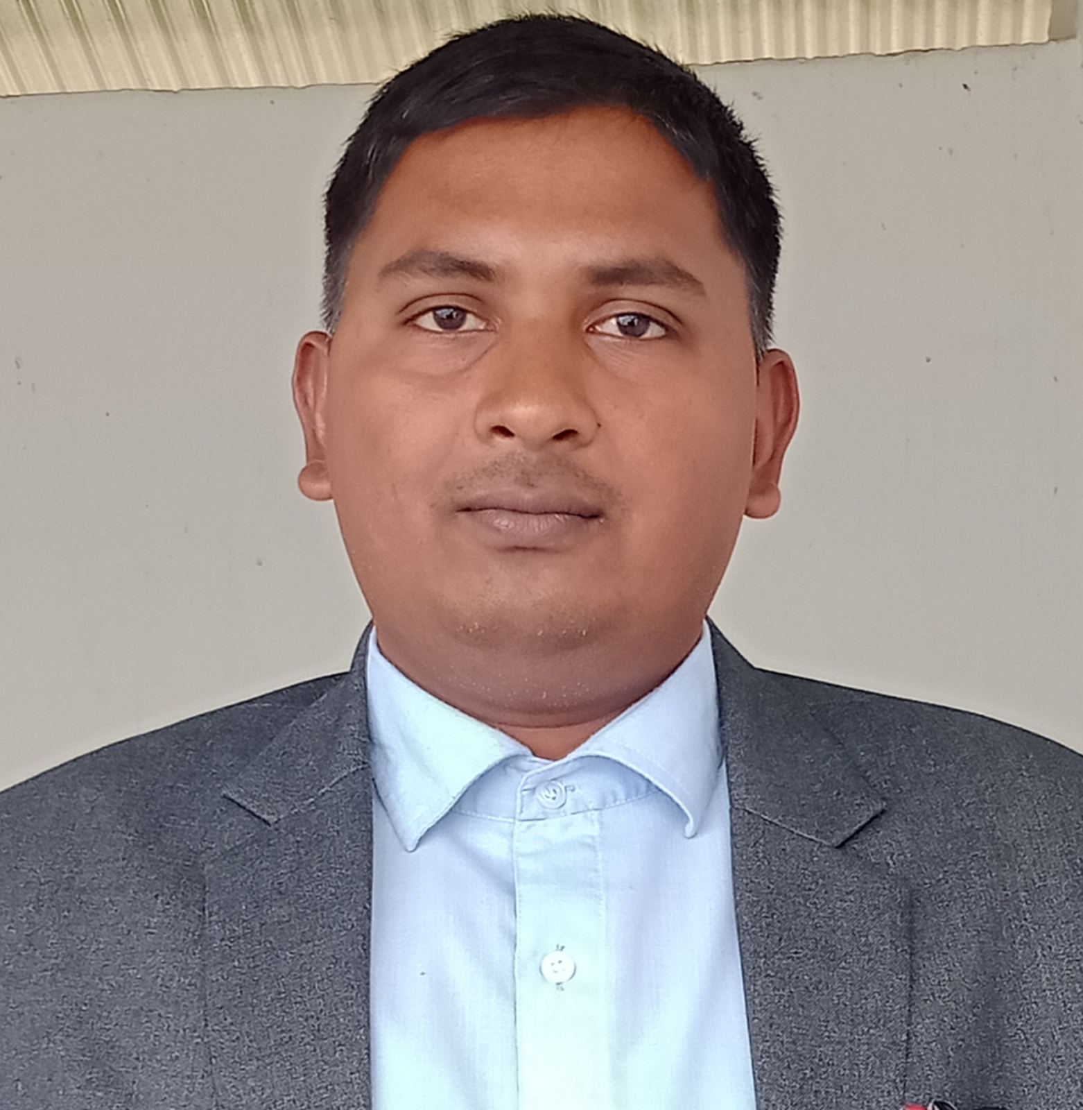कथा  ः  उसले रोजेको बाटो