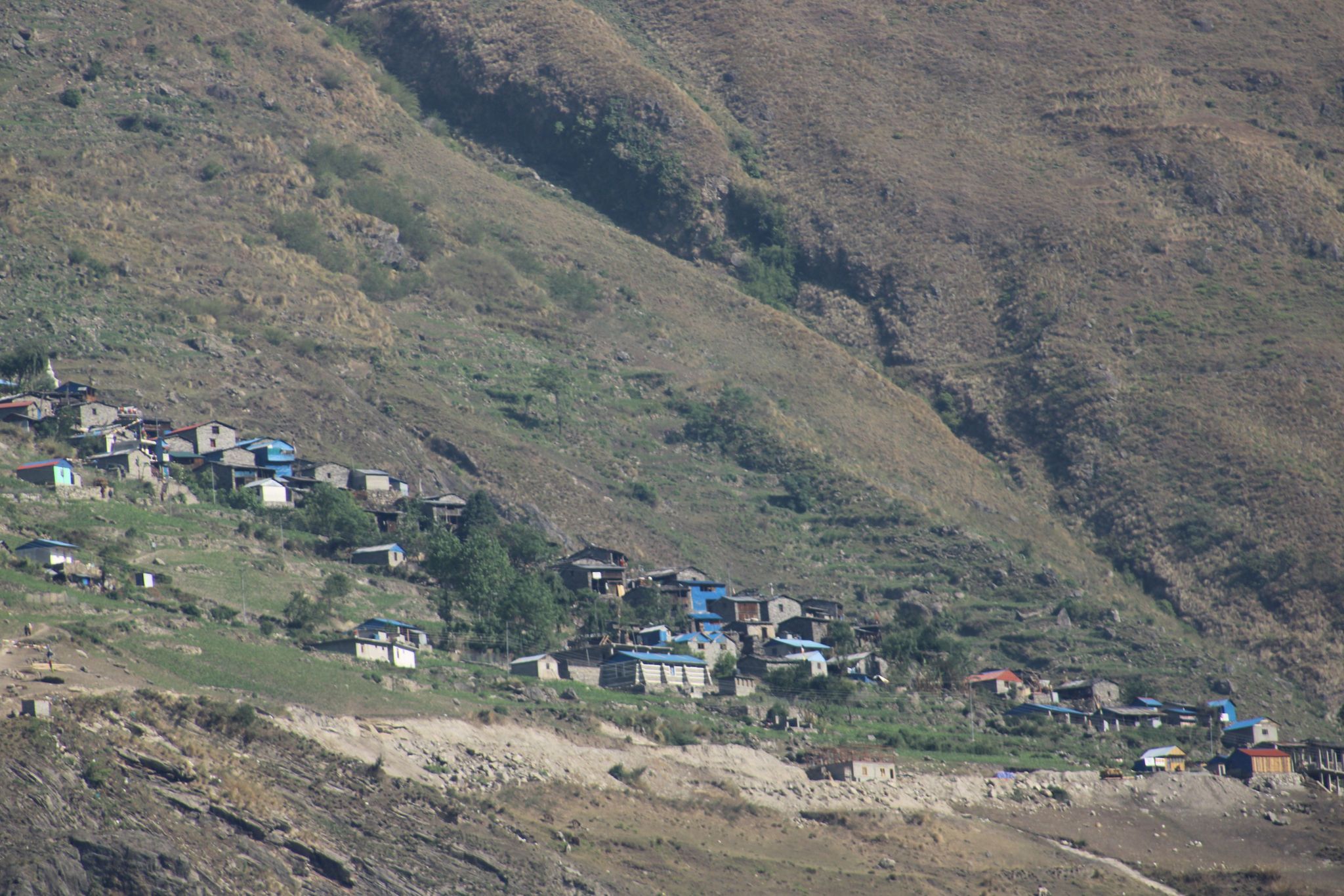 पाङसिङ सम्म ३५ किलोमिटर ट्र¥याक खुल्यो