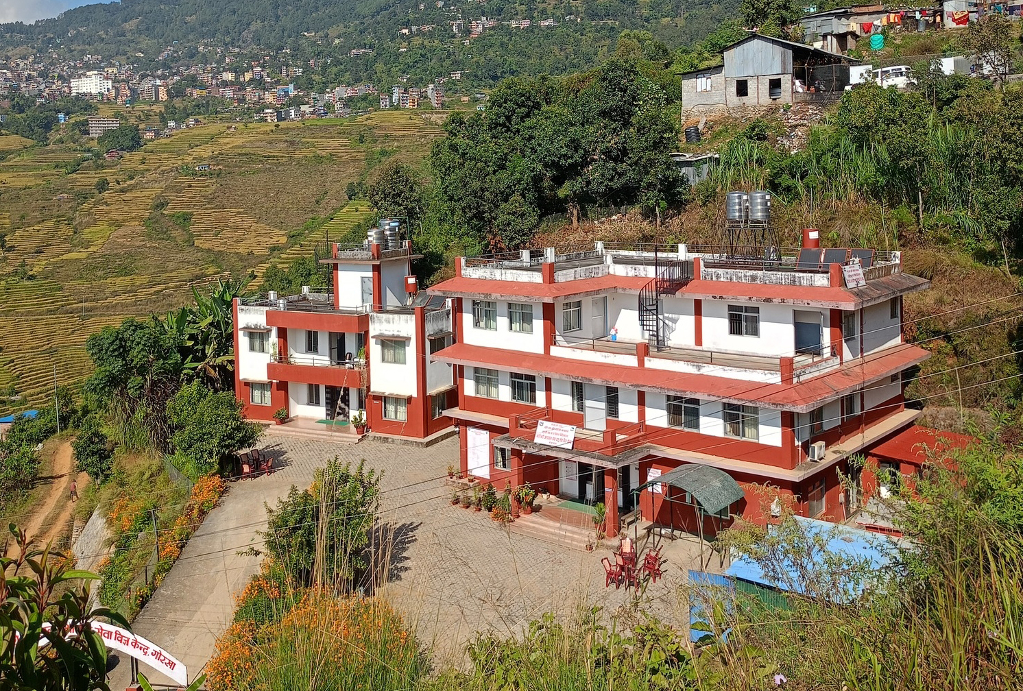 भेटेरिनरी अस्पताल तथा पशु सेवा विज्ञ केन्द्रको वजेट ६ करोड ४२ लाख