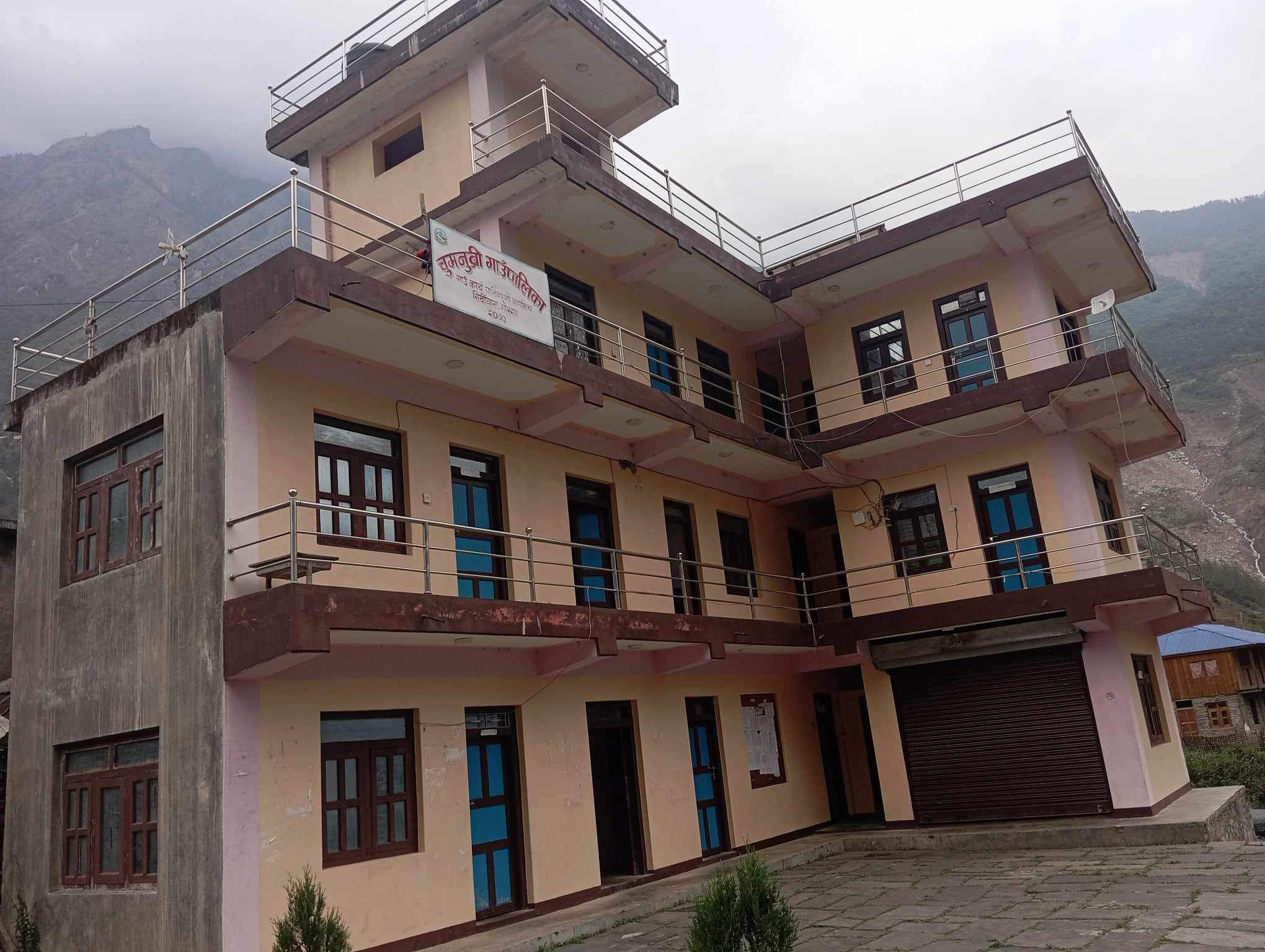 मनास्लु घुम्न जाने पर्यटकसँग गाउँपालिकाले आजबाट शुल्क उठाउने